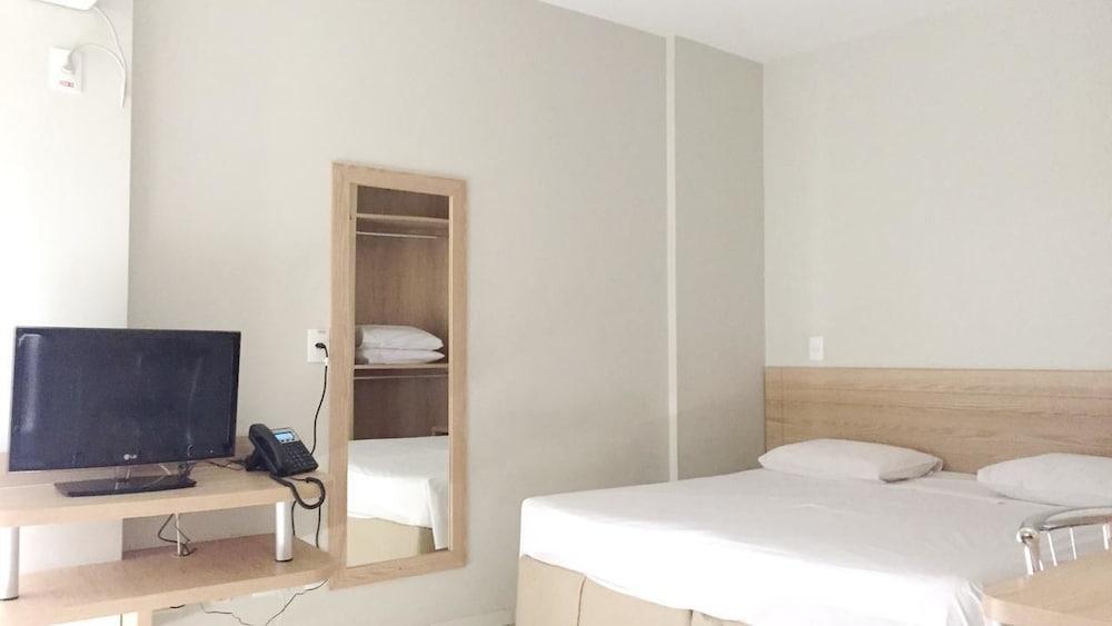 Golden Express Suite Caldas Novas Ngoại thất bức ảnh